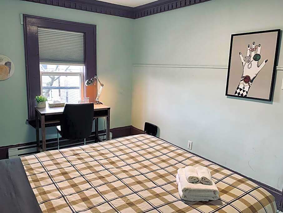 Comfy Apt, Top Floor, Excellent Kitchen