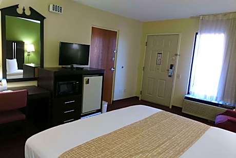 King Room - Disability Access/Non-Smoking