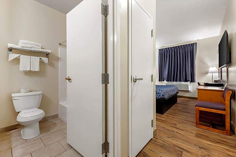 Econo Lodge Palmyra - Hershey