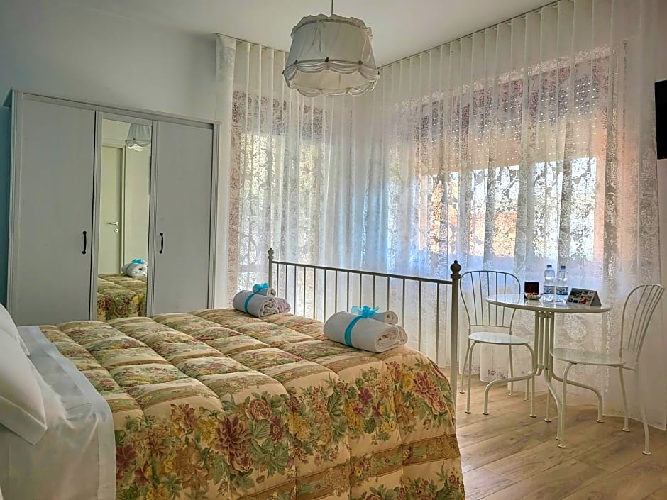 B&B Villino Giovanna Wi-Fi AC Prima fila mare Pineta