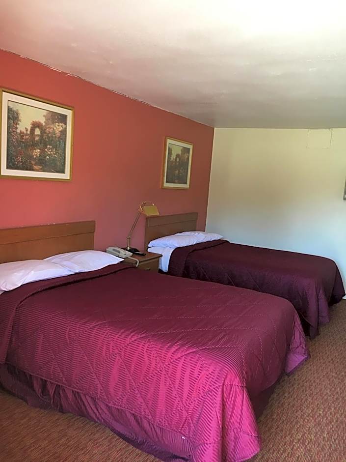 Budget Lodge Newton Falls