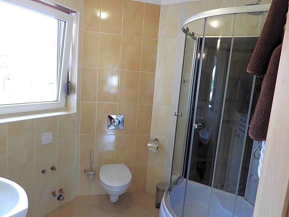 Apartamenty Golden Village