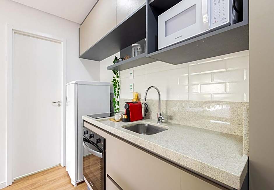 Easy Star - Lindo Studio na m elhor localização do Brooklin!- ZR01H