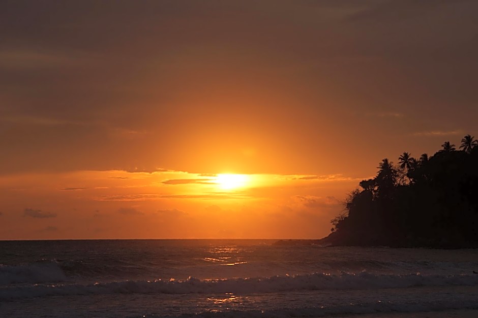 Phuket Meet Holiday Hotel