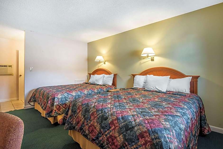 Rodeway Inn - Bellows Falls
