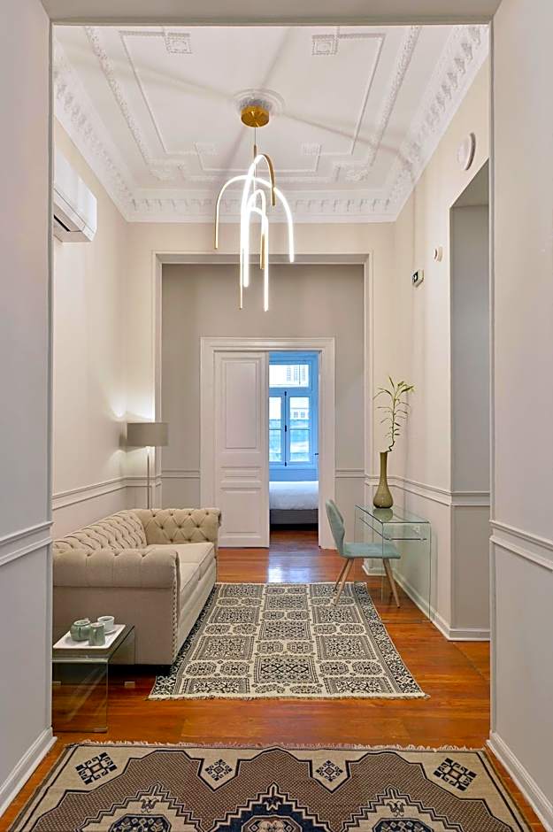 1900 ATHENIAN HOUSE