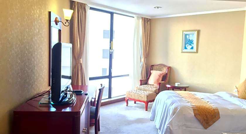 Qingdao Huiquan Dynasty Hotel