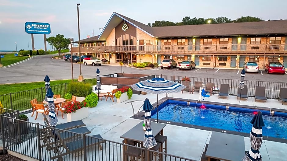 PINEMARK Inn Suites Events