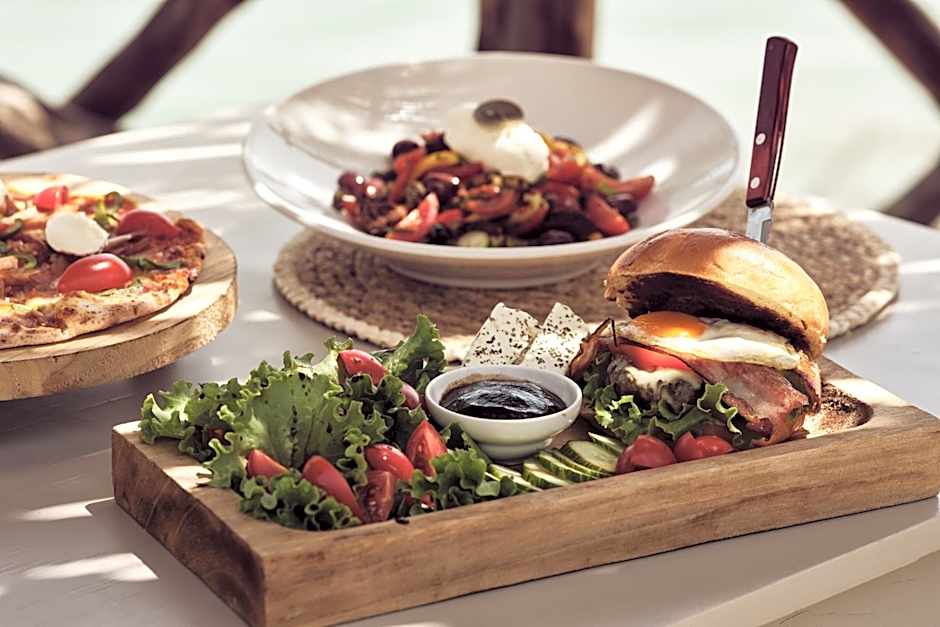 Gloria Maris Hotel Suites and Villas