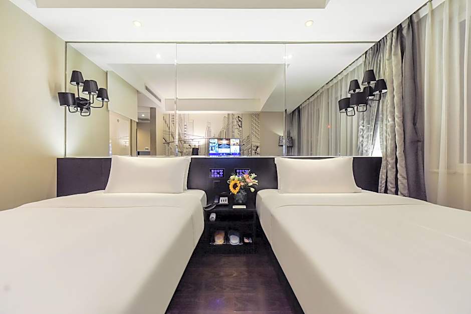 Orange Hotel Chengdu Tianfu Square Shuncheng – Chengdu, IL