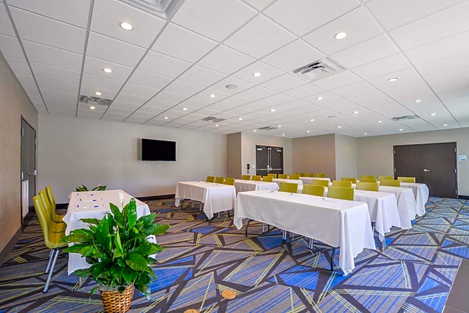 Holiday Inn Express Donaldsonville By IHG