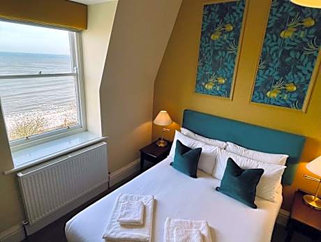 Third Floor Sea View Double