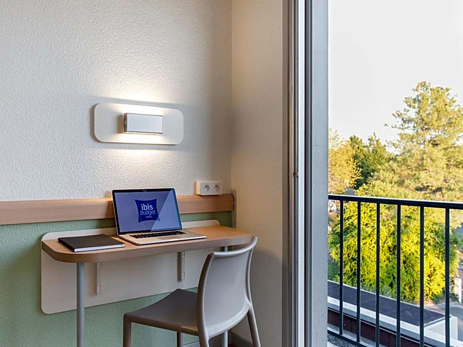 ibis budget Pau Lescar