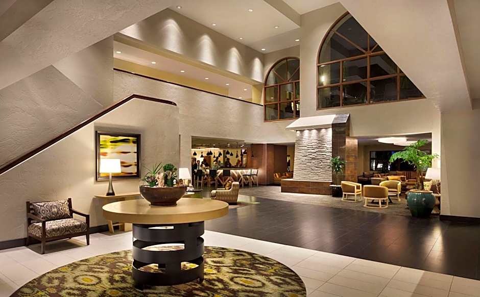 Embassy Suites By Hilton Hotel Phoenix-Tempe