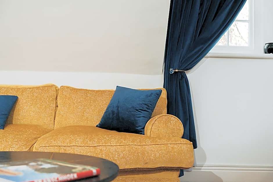 Les Chambres Guest House