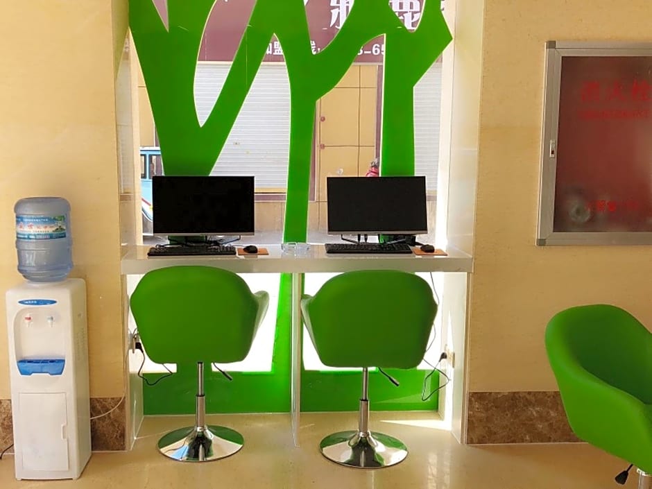 Vatica Hotel Fuyang Linquan Tenghui International City Branch