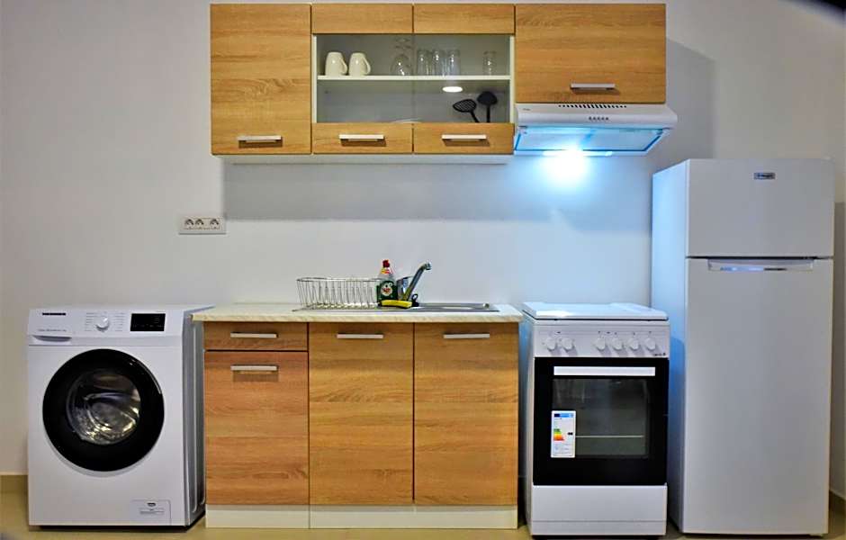 Telhinis Hotel & Apartments