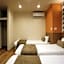 WIRES HOTEL James zaka