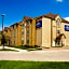 Microtel Inn & Suites by Wyndham Kenedy/Karnes City