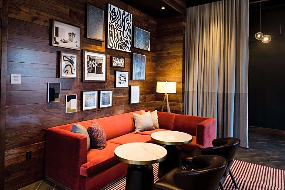 Cambria Hotel Boston Somerville