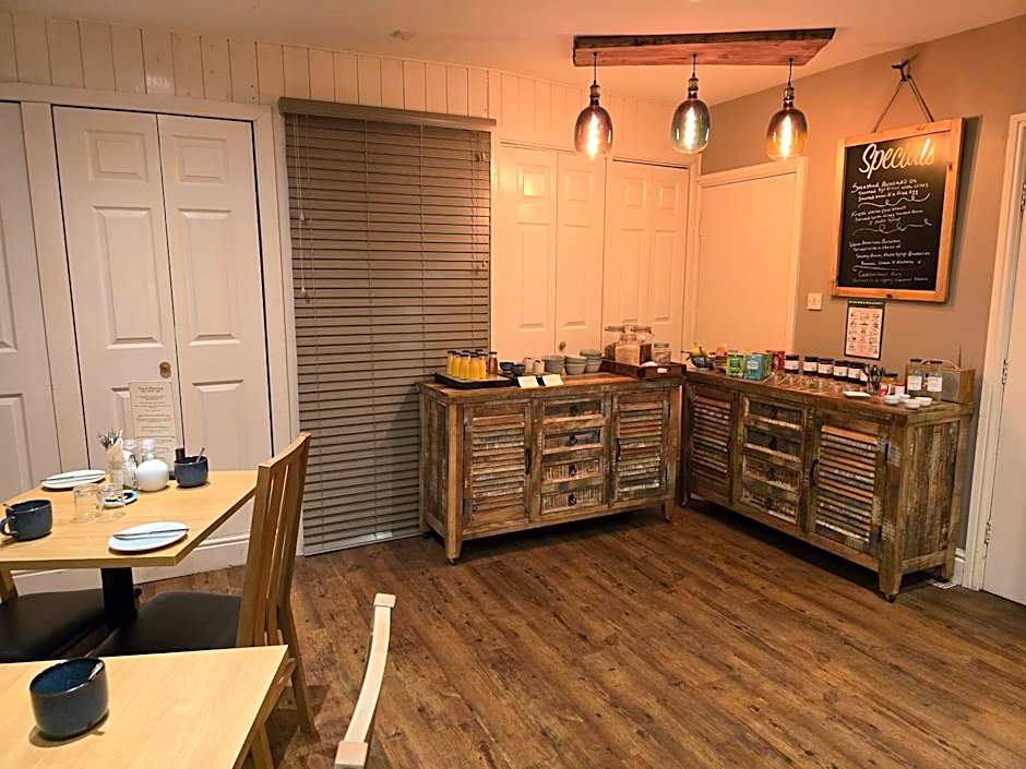 Ashburton House - B&B