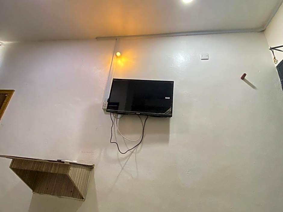 Hotel station 24