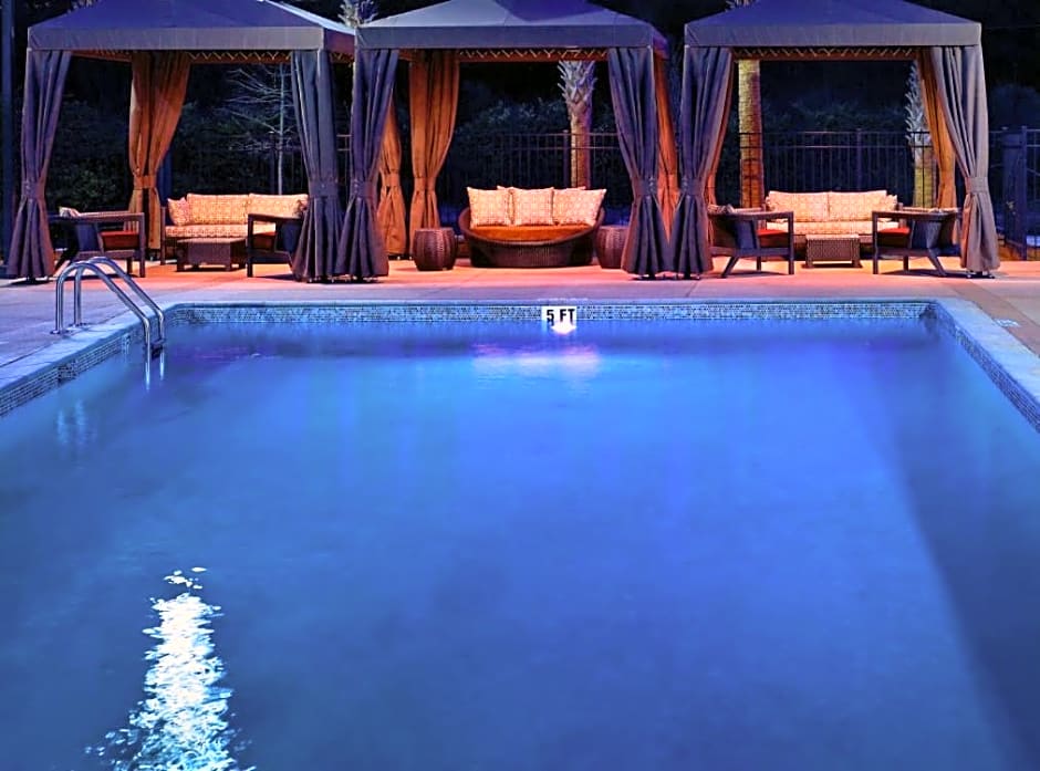 DoubleTree Hotel & Suites Charleston Airport