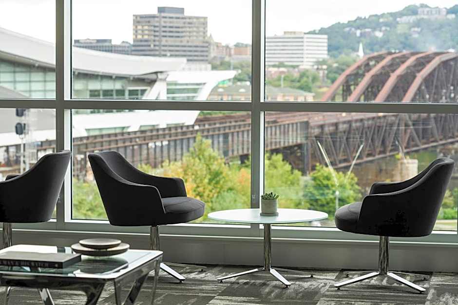 AC Hotel by Marriott Pittsburgh Downtown