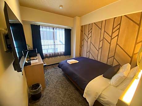 Double Room with Small Double Bed - Non-Smoking - Small Dog Friendly