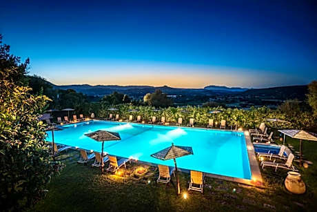 Hotel Su Gologone