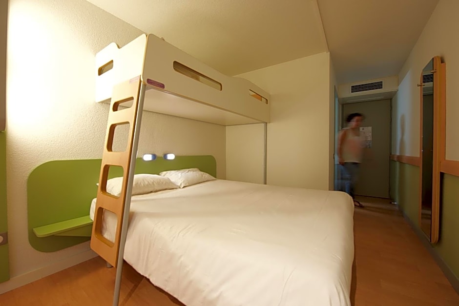 ibis budget Pau Lescar