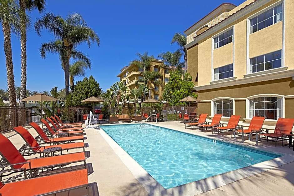 Anaheim Portofino Inn and Suites