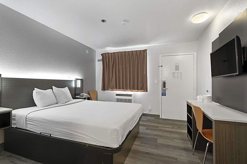 Motel 6-Oceanside, CA