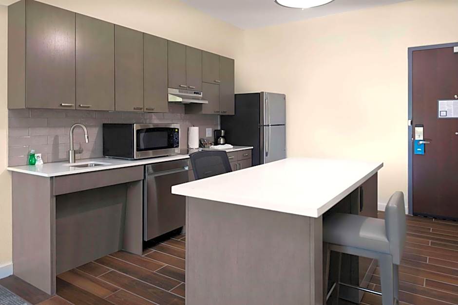 Hyatt House Charlotte Rea Farms