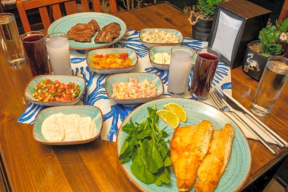 Flores Hotel Alaçatı