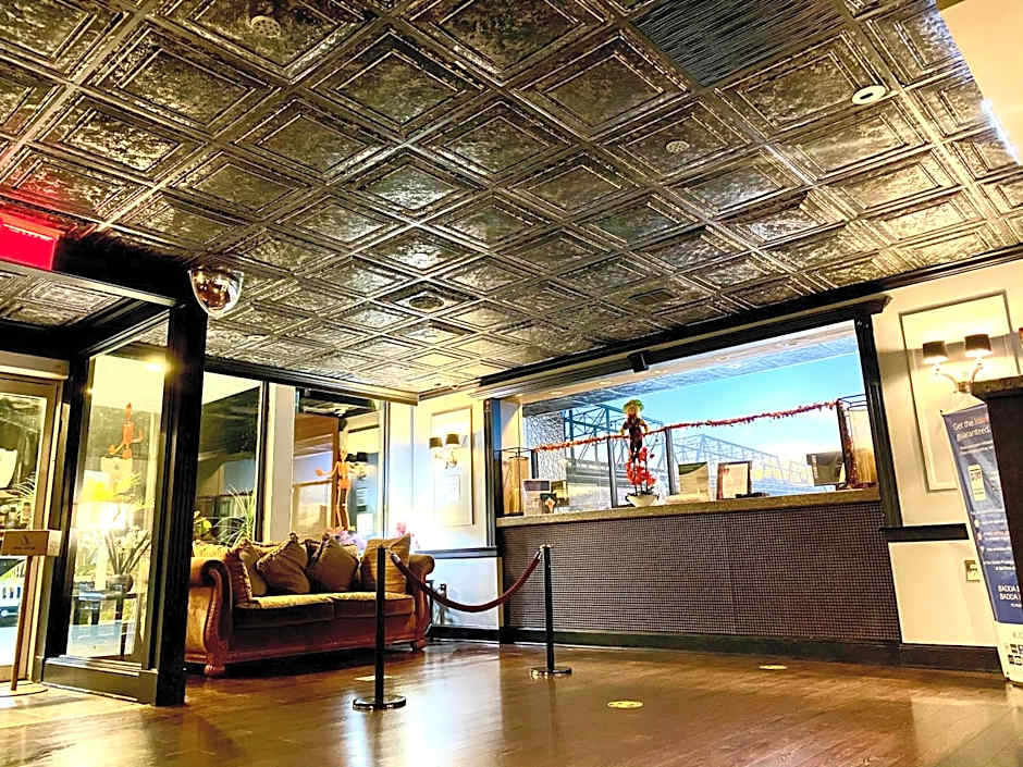 New Hope Inn & Suites