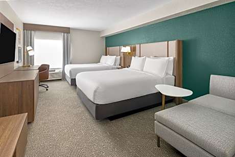 Standard Room with Two Queen Beds