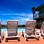 Hilltop Inn & Suites