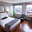 Edge Hotel Washington Heights