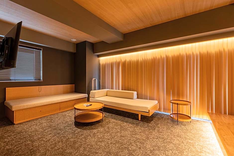 HOTEL TOMOS ASAKUSA