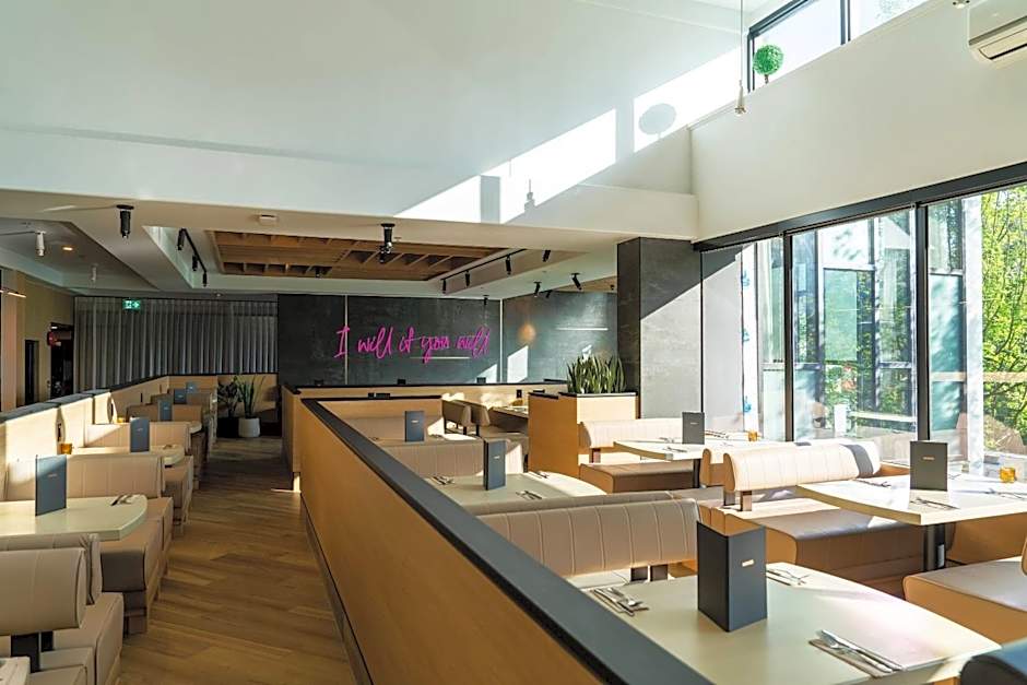 Sandman Hotel Vancouver Downtown