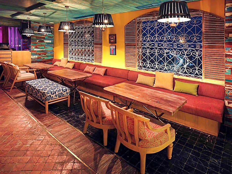 Mercure Jakarta Simatupang Hotel