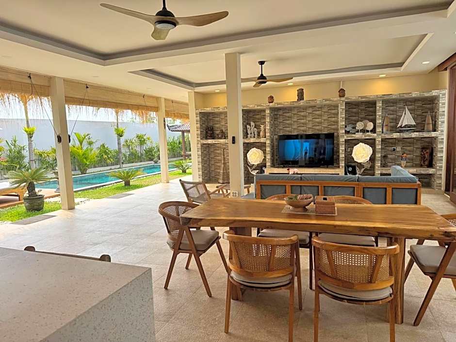 Villa 10 Rose Bali 3BR Luxury
