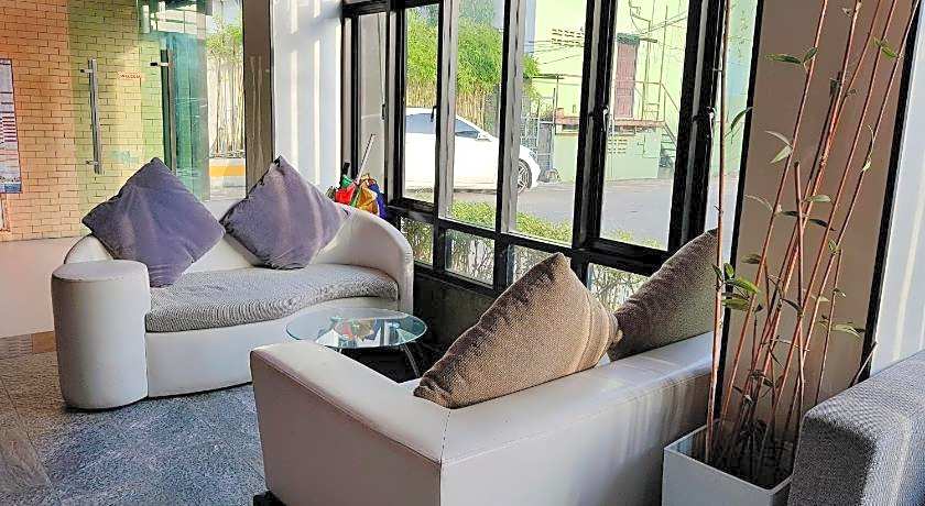 IZEN Budget Hotel & Residences