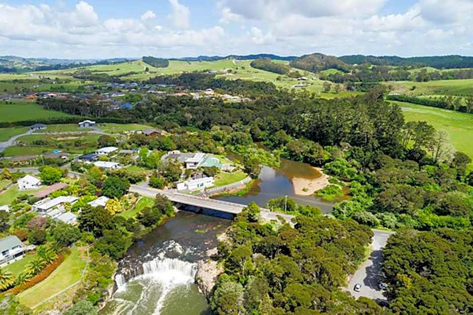 Riverside Lodge Paihia