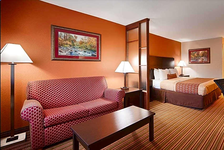 Photo 1 of 1 of Studio 1 King Bed Suite, Nonsmoking