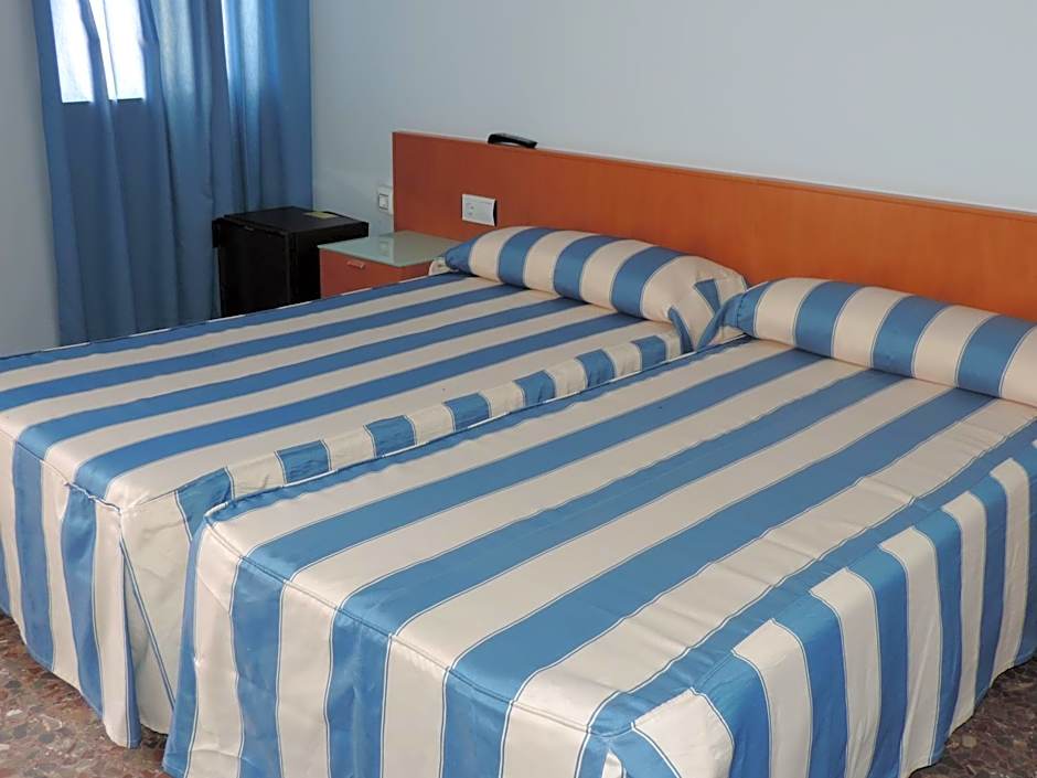 Hotel Costa San Antonio