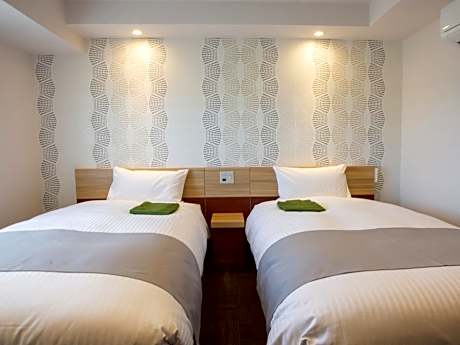 Twin Room - Non-Smoking