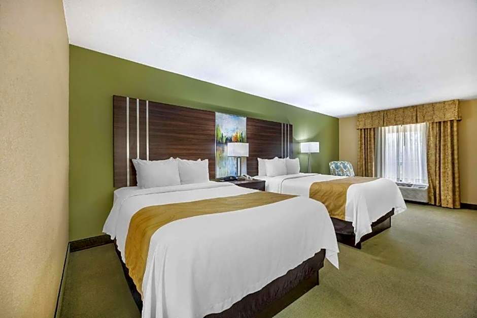 Quality Inn Paris