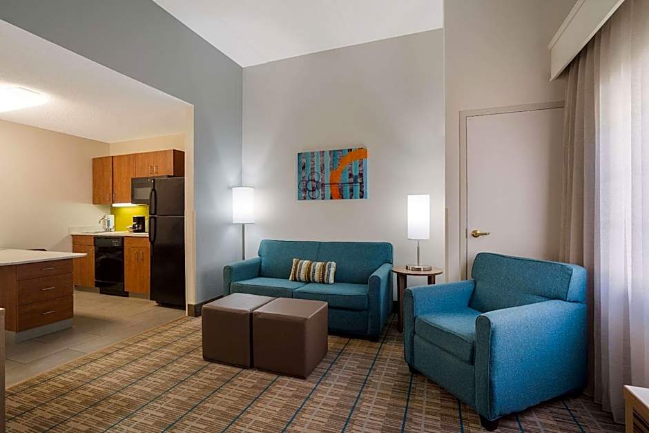 MainStay Suites Wilmington - University Area